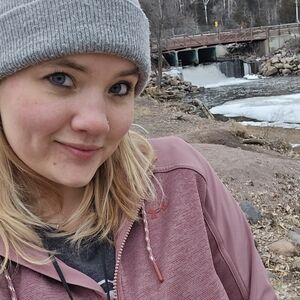 😊😍 I'm a Posh Ambassador! Shop with confidence.